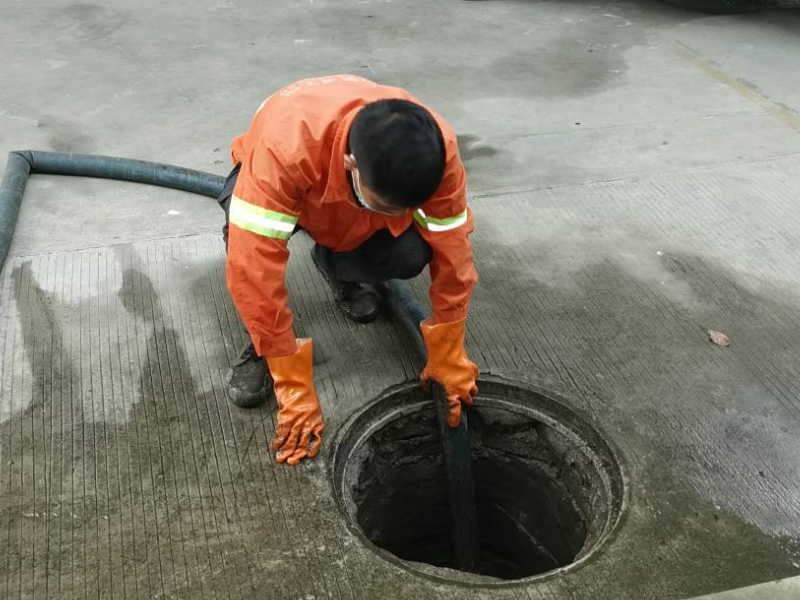 城阳投下水道、清理化粪池、高压清洗管道、抽污水泥浆